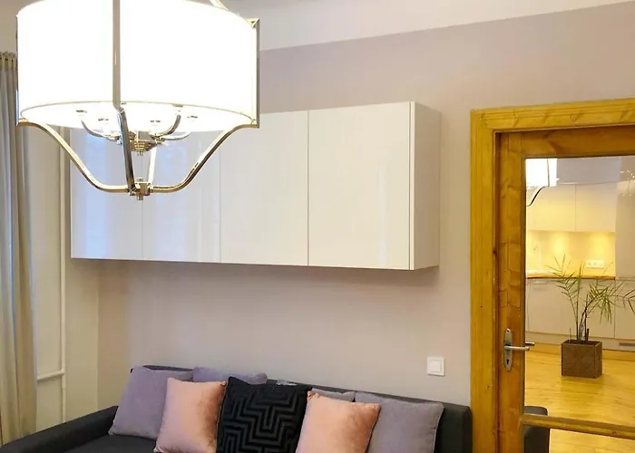 Self Check-in Spacious In A Quiet Area Dzīvoklis