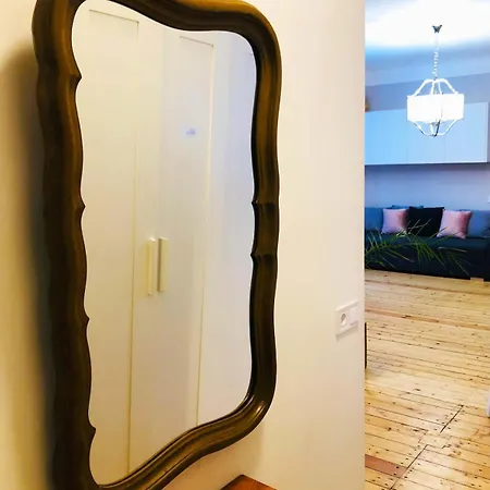 Self Check-in Spacious In A Quiet Area *